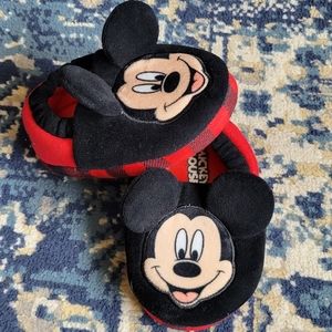 Disney Mickey Mouse Slippers Baby size 5/6